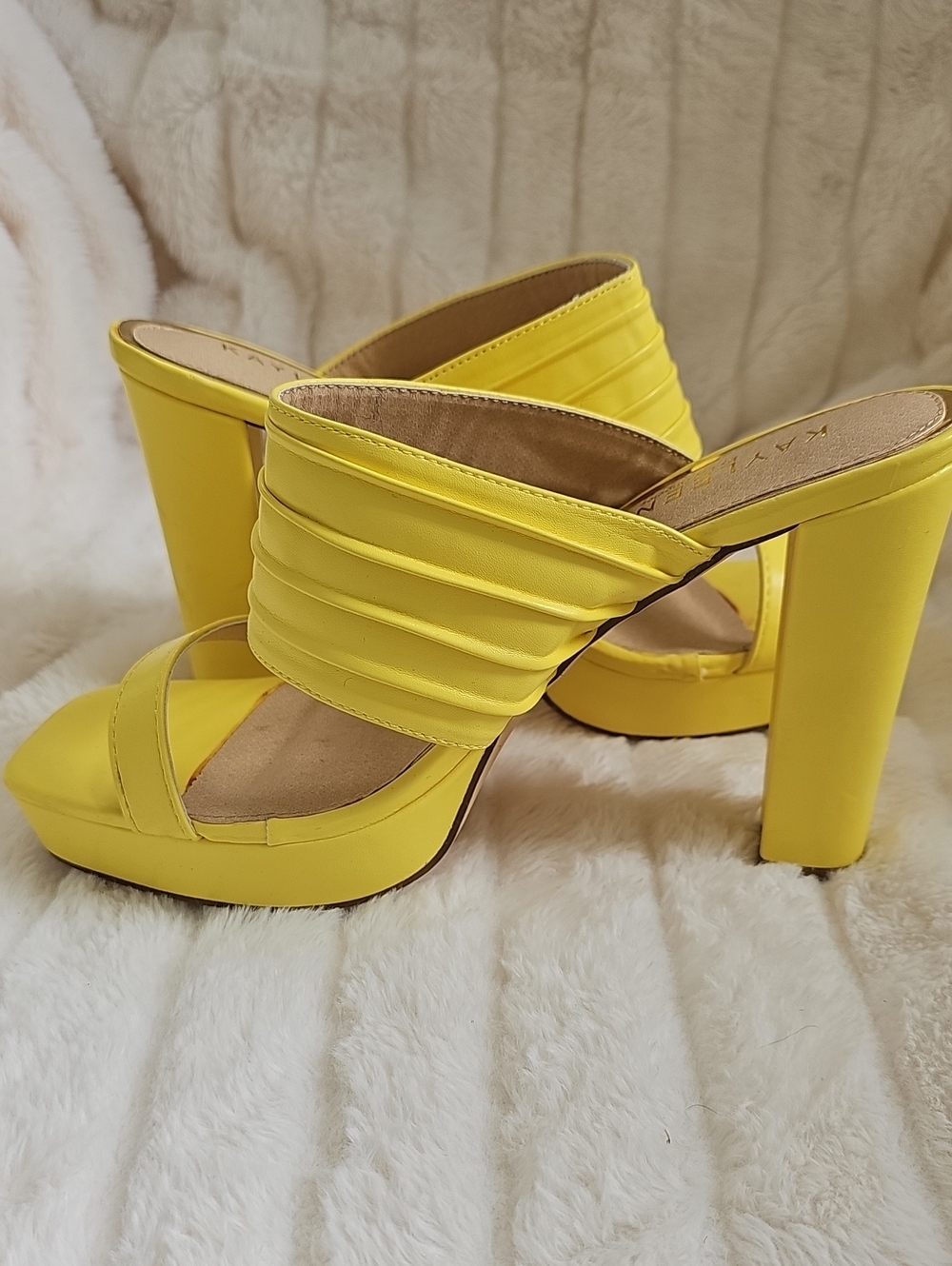 KAYLEEN By Los Angeles Bright Yellow Pleated Platform Slide Mules